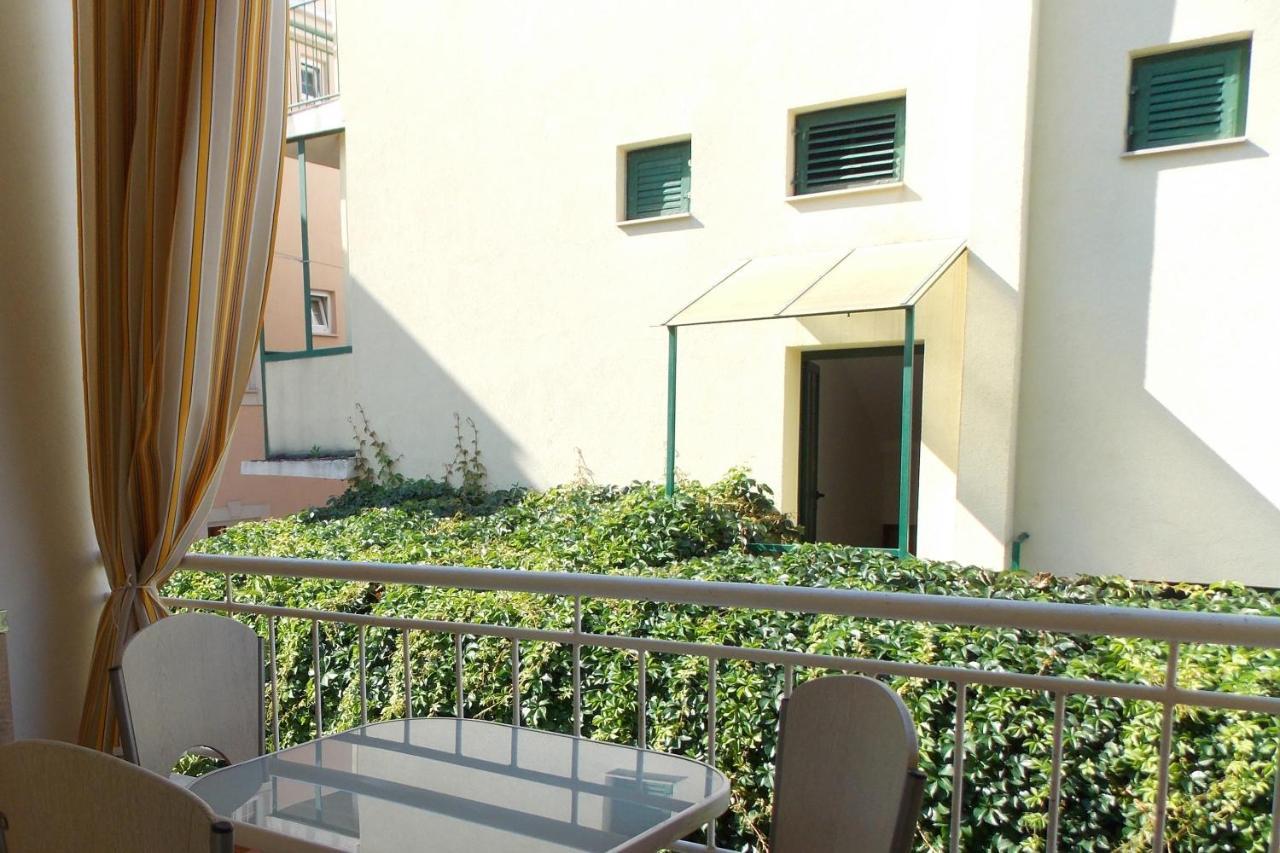 Apartments With A Parking Space Podgora, Makarska - 12816 Exterior foto